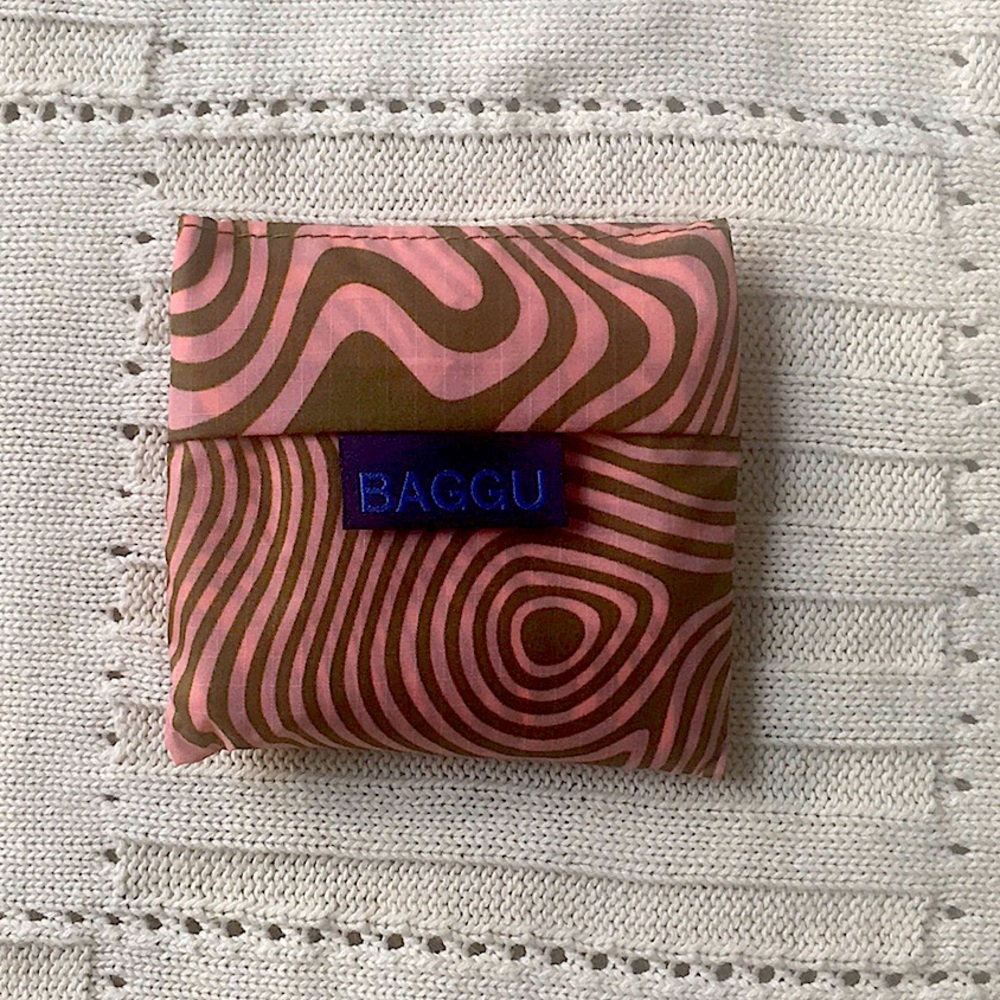 NWOT Baggu Baby Trippy Swirl Salmon Reusable Bag